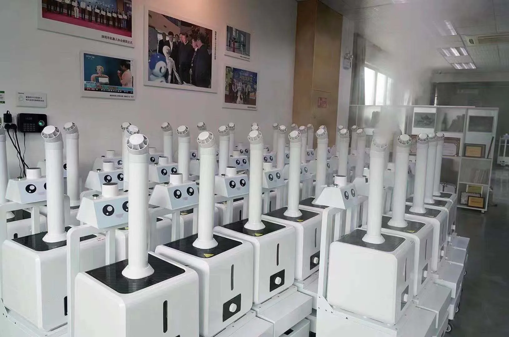 Greindar vélmenni verða litlar verðir til að koma í veg fyrir faraldur